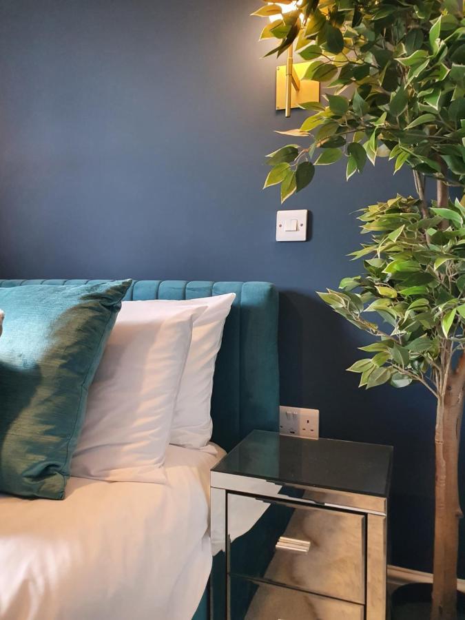 The Loughborough - Elegant, Glamourous Boutique 1 Bed, Central トルーロー エクステリア 写真