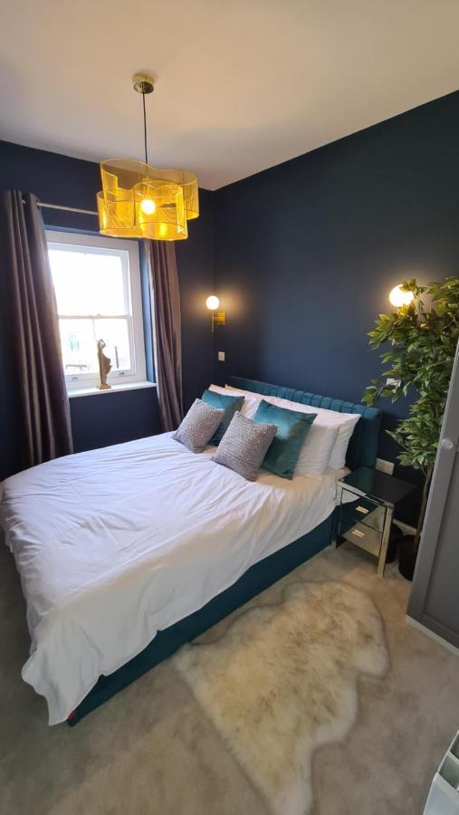 The Loughborough - Elegant, Glamourous Boutique 1 Bed, Central トルーロー エクステリア 写真